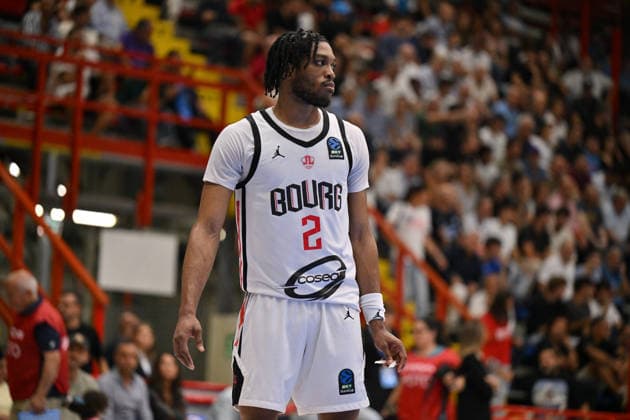IPA89158087 - Keith Jordan Jr. of Cosea JL Bourg-en-Bresse during the game against Napoli Basketball in the EuroCup basketball match between Napoli Basketball and Cosea JL Bourg-en-Bresse in Naples, Italy, on September 30, 2026  Copyright: xEnzoxPinelli IPAxSportx xx IPA89158087