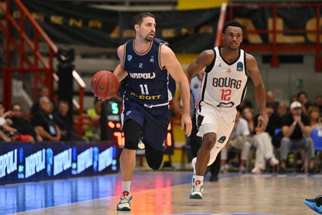 BASKETBALL - EuroCup - Napoli Basketball vs. Cosea JL Bourg-en-Bresse Photo by IPA ABACAPRESS.COM89158080 - John Petrucelli of Napoli Basketball during the game against Cosea JL Bourg-en-Bresse in the Napoli Basketball vs. Cosea JL Bourg-en-Bresse EuroCup basketball game in Naples, Italy, on September 30, 2026 Naples Italy  Copyright: xIPAxSport ABACAx