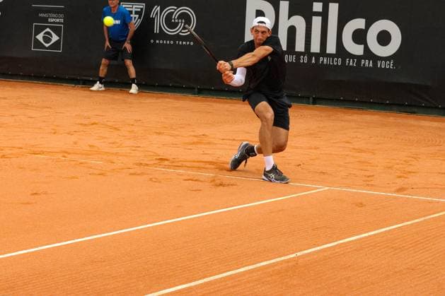 RECORD DATE NOT STATED fernandez (bra) contra midon (arg) pelo ATP, Tennis Herren challenger curitiba Curitiba (PR) 09 30 2026 - ATP Challenger Curitiba Fernandez Midon - Tennis player Bruno Fernandez (BRA) against Lautaro Midon (ARG) for the ATP Challenger Curitiba tournament, at the Graciosa Country Club on the afternoon of Wednesday, September 30, 2026.(Foto: Edson De Souza Thenews2 imago images) SPO  Copyright: xEdsonxDexSouzax
