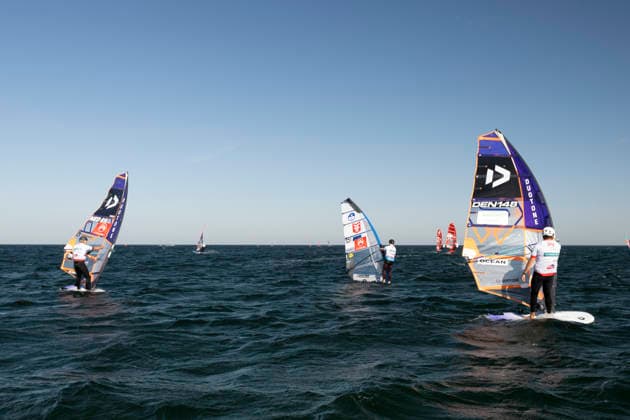 PWA Citroën World Windsurfing Tour Sylt 2026, Day 5: Men s Slalom Foil, Sylt Westerland, September 30, 2026; Jordy Vonk, Men s Slalom Foil, Netherlands, NED 69 Amado Vrieswijk Slalom Foil Men and Freestyle Men, Bonaire, NB 20 Kasper Nielsen Slalom Foil Men, Denmark, DEN 148 PWA Citroën World Windsurfing Tour Sylt 2026 Day 5 Slalom Foil Men on September 30, 2026, off Brandenburger Beach, motorboat on Sylt, Westerland, Germany Copyright: xBEAUTIFULxSPORTS AndreasxDickx