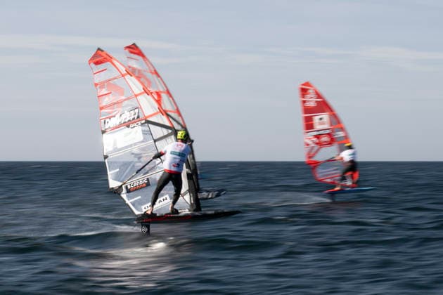 PWA Citroën World Windsurfing Tour Sylt 2026 Day 5 Slalom Foil Men Sylt Westerland, September 30, 2026 Noah Vinther Slalom Foil Men, Denmark, DEN 7777 PWA Citroën World Windsurfing Tour Sylt 2026 Day 5 Slalom Foil Men on September 30, 2026, off Brandenburger Beach, motorboat on Sylt, Westerland, Germany Copyright: xBEAUTIFULxSPORTS AndreasxDickx