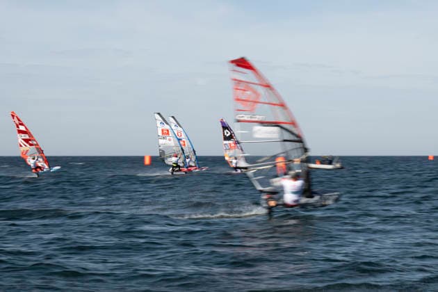 PWA Citroën World Windsurfing Tour Sylt 2026 Day 5 Slalom Foil Men Sylt Westerland, September 30, 2026 Pierre Mortefon Slalom Foil Men, France, F 14 PWA Citroën World Windsurfing Tour Sylt 2026 Day 5 Slalom Foil Men on September 30, 2026, off Brandenburger Beach, motorboat on Sylt, Westerland, Germany Copyright: xBEAUTIFULxSPORTS AndreasxDickx