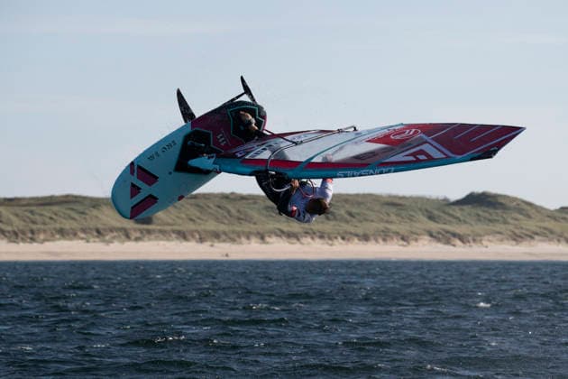 PWA Citroën World Windsurfing Tour Sylt 2026 Day 5 Slalom Foil Men Sylt Westerland, September 30, 2026 Steven Van Broeckhoven Freestyle Men, Belgium, B 72 PWA Citroën World Windsurfing Tour Sylt 2026 Day 5 Slalom Foil Men on September 30, 2026, off Brandenburger Beach, motorboat on Sylt, Westerland, Germany Copyright: xBEAUTIFULxSPORTS AndreasxDickx
