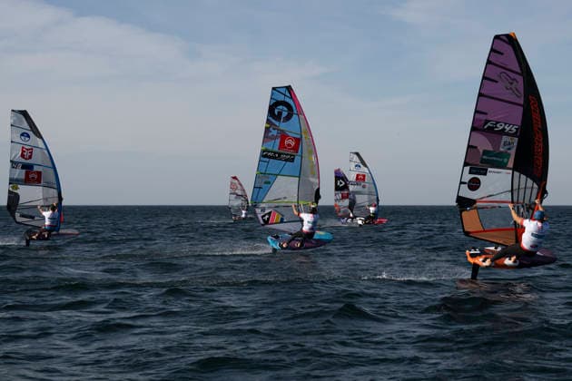 PWA Citroën World Windsurfing Tour Sylt 2026 Day 5 Slalom Foil Men Sylt Westerland, September 30, 2026 Alexis Mathis Slalom Foil Men, France, FRA 997 Pierre Macquaert Slalom Foil Men, France, FRA 945 PWA Citroën World Windsurfing Tour Sylt 2026 Day 5 Slalom Foil Men on September 30, 2026, off Brandenburger Beach, motorboat on Sylt, Westerland, Germany Copyright: xBEAUTIFULxSPORTS AndreasxDickx