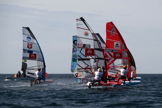 PWA Citroën World Windsurfing Tour Sylt 2026 Day 5 Slalom Foil Men Sylt Westerland, September 30, 2026 John Soukos Slalom Foil Men, Greece, GRE 198 Fabian Wolf Slalom Foil Men, Germany, GER 404 Pierre Mortefon Slalom Foil Men, France, F 14 PWA Citroën World Windsurfing Tour Sylt 2026 Day 5 Slalom Foil Men on September 30, 2026, off Brandenburger Beach, motorboat on Sylt, Westerland, Germany Copyright: xBEAUTIFULxSPORTS AndreasxDickx