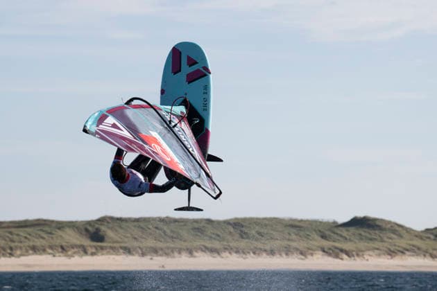 PWA Citroën World Windsurfing Tour Sylt 2026 Day 5 Slalom Foil Men Sylt Westerland, September 30, 2026 Steven Van Broeckhoven Freestyle Men, Belgium, B 72 PWA Citroën World Windsurfing Tour Sylt 2026 Day 5 Slalom Foil Men on September 30, 2026, off Brandenburger Beach, motorboat on Sylt, Westerland, Germany Copyright: xBEAUTIFULxSPORTS AndreasxDickx
