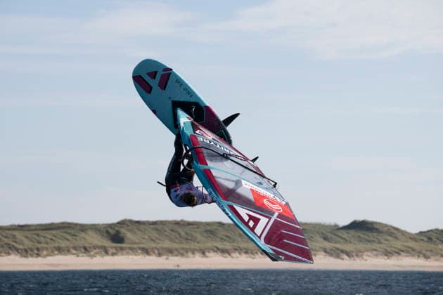 PWA Citroën World Windsurfing Tour Sylt 2026 Day 5 Slalom Foil Men Sylt Westerland, September 30, 2026 Steven Van Broeckhoven Freestyle Men, Belgium, B 72 PWA Citroën World Windsurfing Tour Sylt 2026 Day 5 Slalom Foil Men on September 30, 2026, off Brandenburger Beach, motorboat on Sylt, Westerland, Germany Copyright: xBEAUTIFULxSPORTS AndreasxDickx