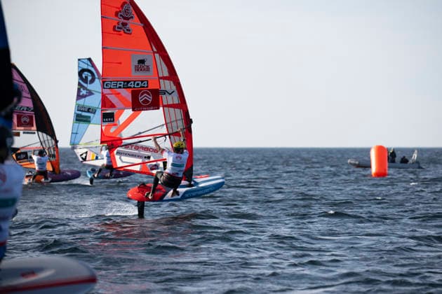 PWA Citroën World Windsurfing Tour Sylt 2026 Day 5 Slalom Foil Men Sylt Westerland, September 30, 2026 Fabian Wolf Slalom Foil Men, Germany, GER 404 PWA Citroën World Windsurfing Tour Sylt 2026 Day 5 Slalom Foil Men on September 30, 2026, off Brandenburger Beach, motorboat on Sylt, Westerland, Germany Copyright: xBEAUTIFULxSPORTS AndreasxDickx