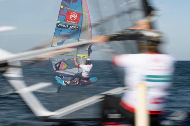 PWA Citroën World Windsurfing Tour Sylt 2026 Day 5 Slalom Foil Men Sylt Westerland, September 30, 2026 Alexis Mathis Slalom Foil Men, France, FRA 997 PWA Citroën World Windsurfing Tour Sylt 2026 Day 5 Slalom Foil Men on September 30, 2026, off Brandenburger Beach, motorboat on Sylt, Westerland, Germany Copyright: xBEAUTIFULxSPORTS AndreasxDickx