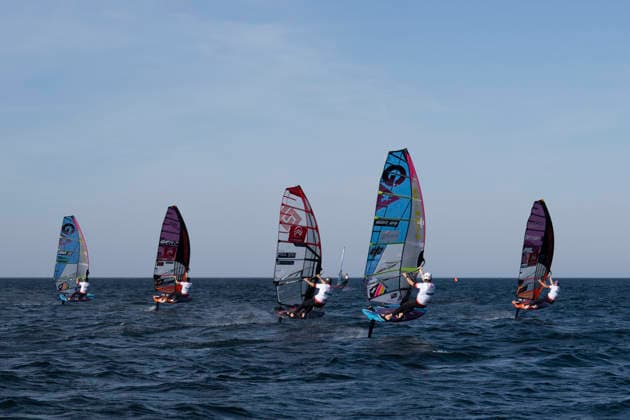 PWA Citroën World Windsurfing Tour Sylt 2026 Day 5 Slalom Foil Men Sylt Westerland, September 30, 2026 Scotty Stallman Slalom Foil Men, England, GBR 68 PWA Citroën World Windsurfing Tour Sylt 2026 Day 5 Slalom Foil Men on September 30, 2026, off Brandenburger Beach, motorboat on Sylt, Westerland, Germany Copyright: xBEAUTIFULxSPORTS AndreasxDickx