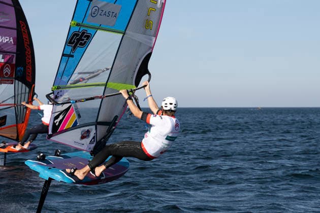 PWA Citroën World Windsurfing Tour Sylt 2026 Day 5 Slalom Foil Men Sylt Westerland, September 30, 2026 Scotty Stallman Slalom Foil Men, England, GBR 68 PWA Citroën World Windsurfing Tour Sylt 2026 Day 5 Slalom Foil Men on September 30, 2026, off Brandenburger Beach, motorboat on Sylt, Westerland, Germany Copyright: xBEAUTIFULxSPORTS AndreasxDickx