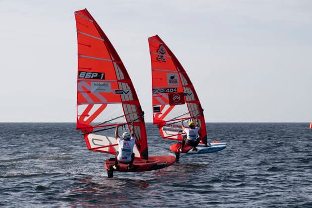 PWA Citroën World Windsurfing Tour Sylt 2026 Day 5 Slalom Foil Men Sylt Westerland, September 30, 2026 Nacho Baltasar Summers Slalom Foil Men, Spain, ESP 1 Fabian Wolf Slalom Foil Men, Germany, GER 404 PWA Citroën World Windsurfing Tour Sylt 2026 Day 5 Slalom Foil Men on September 30, 2026, off Brandenburger Beach, motorboat on Sylt, Westerland, Germany Copyright: xBEAUTIFULxSPORTS AndreasxDickx