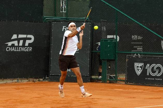 RECORD DATE NOT STATED Torres (Argentina) vs. Barrios Vera (Chile) for the ATP, Tennis Herren Challenger Curitiba Curitiba (PR), 09 30 2026 - ATP Challenger Curitiba Torres Barrios - Tennis player Juan Bautista Torres (ARG) against Tomas Barrios Vera (CHI) for the ATP Challenger Curitiba tournament, at the Graciosa Country Club on the afternoon of Wednesday, September 30, 2026.(Foto: Edson De Souza Thenews2 imago images) SPO  Copyright: xEdsonxDexSouzax