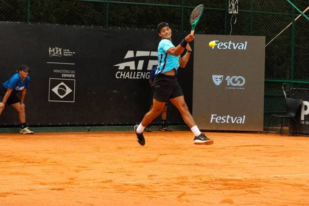RECORD DATE NOT STATED Tennis player Guto Miguel in his first victory as a professional. Curitiba (PR), 09 30 2026 - ATP, Tennis Herren Challenger Curitiba Guto Miguel - After reaching the junior final at the US Open in early September, Guto Miguel decided it was time to take the next step and begin the transition to the professional circuit. This Wednesday, the 17-year-old from Goias debuted at the Curitiba Challenger with a victory, achieving his first career win as a professional tennis player. The Brazilian prospect benefited from the withdrawal of Argentinian Facundo Mena and advanced to the round of 16 of the 75-level tournament.(Foto: Edson De Souza Thenews2 imago images) SPO  Copyright: xEdsonxDexSouzax