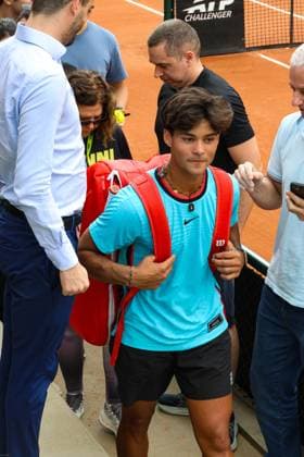 RECORD DATE NOT STATED Tennis player Guto Miguel in his first victory as a professional. Curitiba (PR), 09 30 2026 - ATP, Tennis Herren Challenger Curitiba Guto Miguel - After reaching the junior final at the US Open in early September, Guto Miguel decided it was time to take the next step and begin the transition to the professional circuit. This Wednesday, the 17-year-old from Goias debuted at the Curitiba Challenger with a victory, achieving his first career win as a professional tennis player. The Brazilian prospect benefited from the withdrawal of Argentinian Facundo Mena and advanced to the round of 16 of the 75-level tournament.(Foto: Edson De Souza Thenews2 imago images) SPO  Copyright: xEdsonxDexSouzax