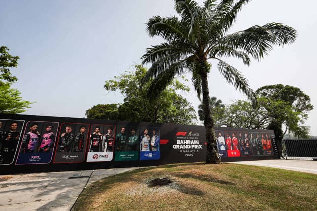F1 - BAHRAIN GRAND PRIX IN MALAYSIA 2026 illustration paddock during the 2026 Formula 1 Bahrain Grand Prix in Malaysia, 16th round of the 2026 Formula One World Championship, WM, Weltmeisterschaft from October 2 to 4, 2026 on the Sepang International Circuit, in Sepang, Malaysia - SepangMalaysia  Copyright: xANTONINxVINCENTx
