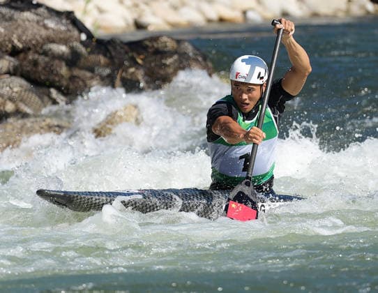 (261001) -- TOYOTA, Oct. 1, 2026 -- Zhang Zhicheng of China competes during the men s canoe single final of canoe slalom at the 20th Asian Games Aichi-Nagoya 2026 in Toyota of Aichi Prefecture, Japan, Oct. 1, 2026. ) (SP)JAPAN-TOYOTA-ASIAN GAMES-CANOE SLALOM-MEN S CANOE SINGLE-FINAL ZhangxHaobo 
