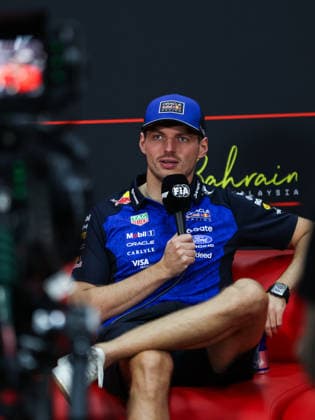 F1 - BAHRAIN GRAND PRIX IN MALAYSIA 2026 press conference, PK, Pressekonferenz VERSTAPPEN Max (nld), Red Bull Racing Ford RB22, portrait during the 2026 Formula 1 Bahrain Grand Prix in Malaysia, 16th round of the 2026 Formula One World Championship, WM, Weltmeisterschaft from October 2 to 4, 2026 on the Sepang International Circuit, in Sepang, Malaysia - SepangMalaysia Copyright: xANTONINxVINCENTx