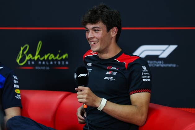 F1 - BAHRAIN GRAND PRIX IN MALAYSIA 2026 press conference, PK, Pressekonferenz BEARMAN Ollie Oliver (gbr), TGR Haas F1 Team VF-26, portrait during the 2026 Formula 1 Bahrain Grand Prix in Malaysia, 16th round of the 2026 Formula One World Championship, WM, Weltmeisterschaft from October 2 to 4, 2026 on the Sepang International Circuit, in Sepang, Malaysia - SepangMalaysia Copyright: xANTONINxVINCENTx