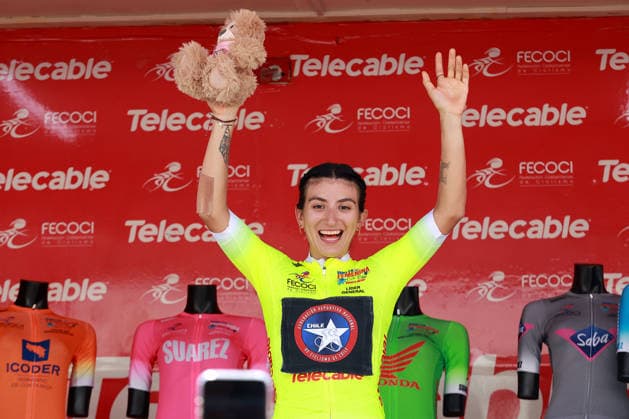 Vuelta CicloÂ­stica Femenina a Costa Rica, primera etapa Este mio rcoles se desarrolloÂ³ la primera etapa de la Vuelta CicloÂ­stica Femenina a Costa Rica 2026. 61 ciclistas pedalearon durante 109 kiloÂ³metros en la provincia de Guanacaste, durante una maoÂ±ana de cielo despejado y sol ardiente. La ganadora de la etapa, quien este jueves portaroÂ¡ la camiseta amarilla de loÂ­der general, fue la chilena Catalina Soto ( 73) quien se impuso sobre el lote en la loÂ­nea de meta. EDITORIAL USE ONLY  Copyright: xGDA LaxNacion CostaxRica-xTodosxlosxderechosxreservados.xProhibidoxelxusoxoxreproducci&oacute;nxdexestaximagenxenxCostaxRicax RafaelxPachecoxGranadosx 0868271045st