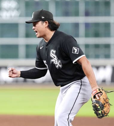 Baseball: Wild Card Series between White Sox and Astros Chicago White Sox first baseman Munetaka Murakami reacts in the field after the White Sox defeated the Houston Astros 7-3 to win the American League Wild Card Series at Daikin Park in Houston, Texas, on Sept. 30, 2026.  A14AA0005629549P