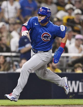 Baseball: Wild Card Series between Cubs and Padres Chicago Cubs right fielder Seiya Suzuki heads home on an RBI hit by Nico Hoerner in the fourth inning of Game 2 of the best-of-three National League Wild Card Series against the San Diego Padres at Petco Park in San Diego, California, on Sept. 30, 2026.  A14AA0005629563P