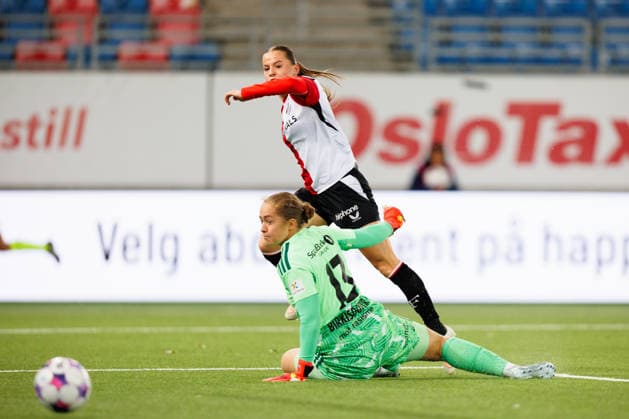 Vaalerenga v Feyenoord, UEFA Women™s Europa Cup, Oslo, Norway Oslo, Norway. 30th, September 2026. Fleur Stoit of Feyenoord equalises for 1-1 during the UEFA Women™s Europa Cup match between Vaalerenga and Feyenoord at Intility Arena in Oslo. Norway, Oslo, Intility Arena  Copyright: xGonzalesxPhoto KetilxMartinsenx