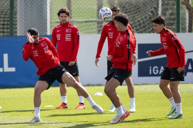 Turkiye complete preparations for UEFA Nations League match against Belgium ISTANBUL, TURKIYE - OCTOBER 1: Turkish national football players take part in the last training session for their third UEFA Nations League Group A match against Belgium, in Istanbul, Turkiye on October 1, 2026. Celal Gunes Anadolu Istanbul Turkey. Editorial use only. Please get in touch for any other usage.  Copyright: x2026xAnadoluxCelalxGunesx