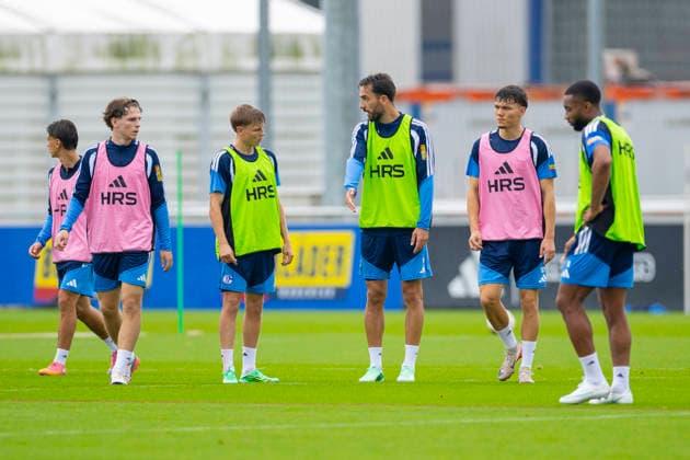 October 1, 2026, Soccer, FC Schalke 04 practice: Aymen Gulasi (FC Schalke 04), Jonas Zgorecki (FC Schalke 04), Luca Vozar (FC Schalke 04), Kenan Karaman (FC Schalke 04), Louis Tober (FC Schalke 04), Moussa Sylla (FC Schalke 04), Gelsenkirchen, FC Schalke 04 training facility, North Rhine-Westphalia, Germany, xRHR PHOTO YYx Copyright: RHR-FOTOx RHR-FOTO YY