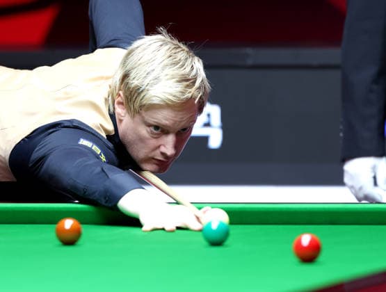 (261001) -- SHENZHEN, Oct. 1, 2026 -- Neil Robertson competes during the round 4 match between Chris Wakelin of England and Neil Robertson of Australia at World Snooker Tour Shenzhen Open 2026 in Shenzhen, south China s Guangdong Province, Oct. 1, 2026. ) (SP)CHINA-SNOOKER-SHENZHEN OPEN (CN) LuxHanxin 