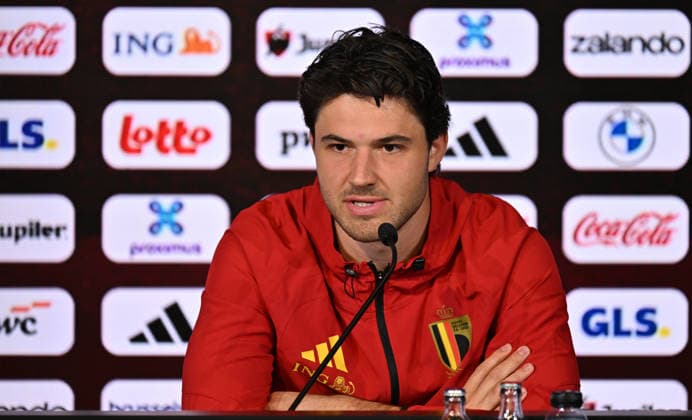 Ahead of Belgium v Turkiye - UEFA Nations League TUBIZE, BELGIUM - OCTOBER 1: Belgium head coach Mark van Bommel (not seen) and goalkeeper Senne Lammens attend a press conference, PK, Pressekonferenz ahead of their UEFA Nations League Group A1 match against Turkiye in Tubize, Belgium on October 1, 2026. Dursun Aydemir Anadolu Brussels Hoofdstedelijk Gewest Belçika. Editorial use only. Please get in touch for any other usage.  Copyright: x2026xAnadoluxDursunxAydemirx