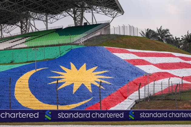 KUALA LUMPUR, MALAYSIA - OCTOBER 01: View of Malaysian flag and a stand during previews ahead of the FIA Formula 1 Grand Prix of Bahrain in Malaysia at the Sepang Circuit on October 01, 2026 in Kuala Lumpur, Malaysia. (Photo by Qian Jun SPP-Paddocker) Copyright: xQianxJun SPP-Paddockerx Sportspressphoto_SPR243308