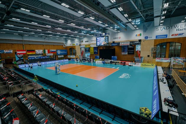 VOLLEYBALL - Coppa Pallavolo Senza Confini HARTBERG,AUSTRIA,01.OCT.26 - VOLLEYBALL - Coppa Pallavolo Senza Confini, VfB Friedrichshafen vs ACH Volley Ljubljana. Image shows an overview of the Stadtwerke-Hartberg-Halle.  GEPAxpictures xRomanxKoenigshofer