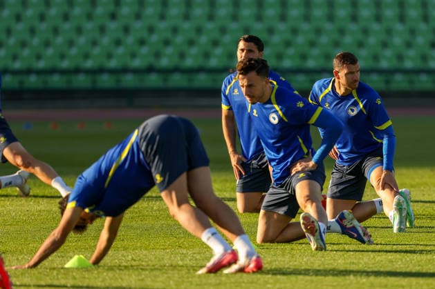 Edin Dzeko last training Edin Dzeko did his last training session as captain and player of the football team of Bosnia and Herzegovina at the Kosevo stadium on October 1, 2026 Sarajevo, Bosnia and Herzegovina  ArminxDurgut PIXSELL