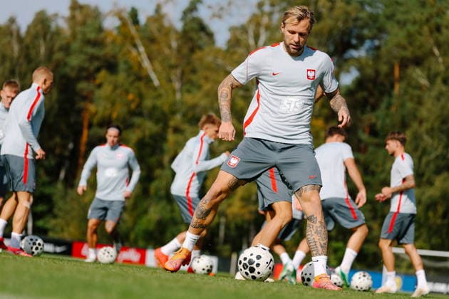 01.10.2026 KEPA, HOTEL BONIFACIO PILKA NOZNA (FOOTBALL) LIGA NARODOW UEFA 2026 - DYWIZJA B OFICJALNA KONFERENCJA I TRENING REPREZENTACJI POLSKI NZ TYMOTEUSZ PUCHACZ FOTO LUKASZ GROCHALA CYFRASPORT NEWSPIX.PL --- newspix.pl Polish football national team, Nationalteam training and press conference, PK, Pressekonferenz in Kepa near Sochocin POLAND OUT! 