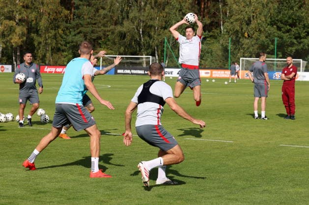Kepa kolo Sochocina 01.10.2026 Trening reprezentacji Polski - - - Polish football national team, Nationalteam training session in Kepa near Sochocin Robert Lewandowski Fot. Marcin Solarz FotoPyk NEWSPIX.PL --- newspix.pl POLAND OUT! 