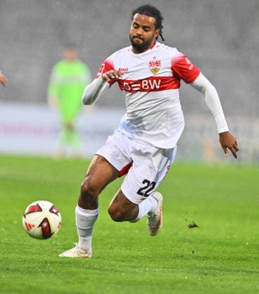 October 1, 2026 Soccer Season 2026–2027 Exhibition Match Friendly Match Preseason Match VfB Stuttgart vs. SpVgg Greuther Fürth Kleeblatt Sports Photo by Zink xwoxzix; regulations prohibit any use of photographs as image sequences and or quasi-video; for editorial use only. Lorenz Assignon 22, VfB Stuttgart