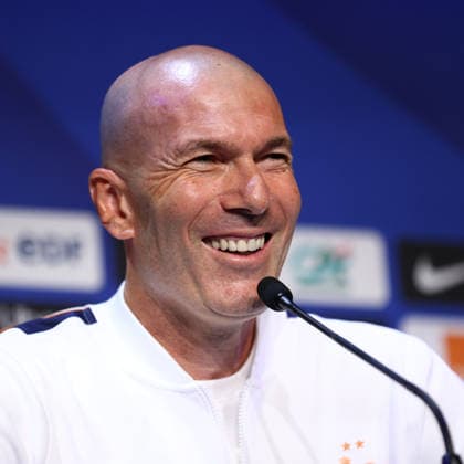 October 1, 2026, Saint-Denis, Ile-De-France, France: Head coach ZINEDINE ZIDANE of France appears relaxed and smiles during the press conference, PK, Pressekonferenz a day ahead of the UEFA Nations League 2026 27 groupe stage matchday 3 of 6 between FRANCE and ITALY at the Stade de France in Saint-Denis, France. Saint-Denis France - ZUMAc179 20261001_zep_c179_035 Copyright: xMickaelxChavetx