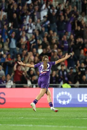 FK Austria Wien v FC Internazionale Milano - UEFA Women s Champions League 26 27 MD2 Modesta Uka of FK Austria Wien celebrates after scoring her team s first goal during the UEFA Women s Champions League Matchday 2 match between FK Austria Wien and FC Internazionale Milano at Franz-Horr-Stadion on October 1, 2026 in Vienna, Austria. Vienna Franz-Horr-Stadion Austria Copyright: xYigitxOerme PSxImagesxYigitxOerme PSxImagesx