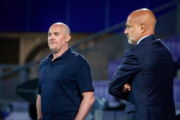 SOCCER - WCL, A.Wien vs Inter VIENNA,AUSTRIA,01.OCT.26 - SOCCER - UEFA Women s Champions League, FK Austria Wien vs FC Internationale Milano. Image shows the disappointment of head coach Stefan Kenesei (A.Wien).  GEPAxpictures xKevinxHackner