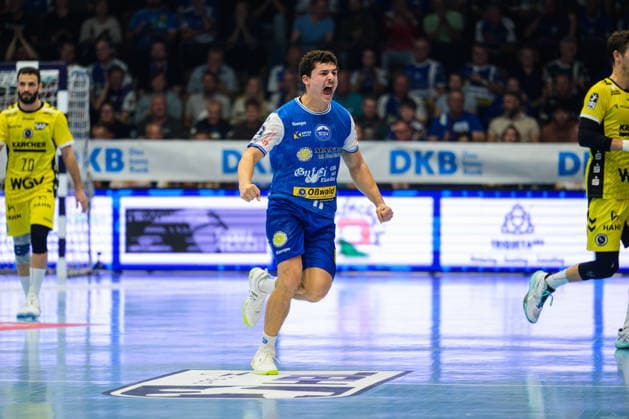 Gian Attenhofer, ThSV Eisenach, 11, celebrates a goal (GER), ThSV Eisenach vs. TVB Stuttgart, 1st Opel Handball Bundesliga, Handball, Matchday 7, 2026–2027 season, 7:00 p.m., October 1, 2026 (GER), ThSV Eisenach vs. TVB Stuttgart, Opel Handball Bundesliga, Handball, Matchday 7, 2026–2027 season, 7:00 p.m., October 1, 2026, Eisenach Copyright: xMartinxHerbstx