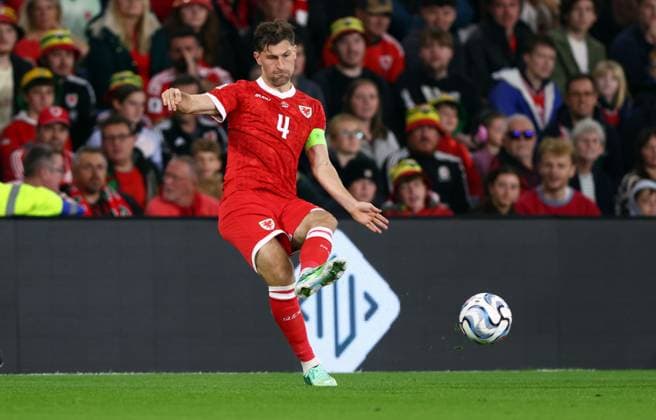 Ben Davies of Wales Wales v Norway, UEFA Nations League, Football, Cardiff City Stadium, Cardiff, UK - 01 Oct 2026Cardiff Cardiff City Stadium United Kingdom  Copyright: xKieranxMcManus Shutterstockx 17180132l