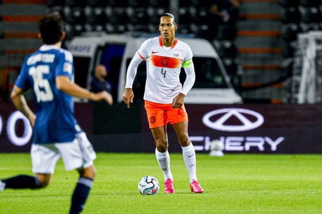 THESSALONIKI - Virgil van Dijk of the Netherlands dribbles with the ball during the UEFA Nations League match between Greece and the Netherlands at the Toumba Stadium on 1 October 2026 in Thessaloniki, Greece. MARCEL TER BALS ANP UEFA Nations League 2026 27 xVIxANPxSportx xMarcelxterxBalsxIVx 571087043 originalFilename: 571087043.jpg