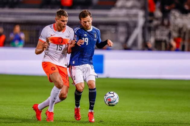 THESSALONIKI , 01-10-2026 , Toumba Stadium , season 2026 2027 , UEFA Nations League football , match between Greece and The Netherlands. picture shows Netherlands player Micky van de Ven and Greece player Konstantinos Karetsas Greece - Netherlands  x207787310x Copyright: