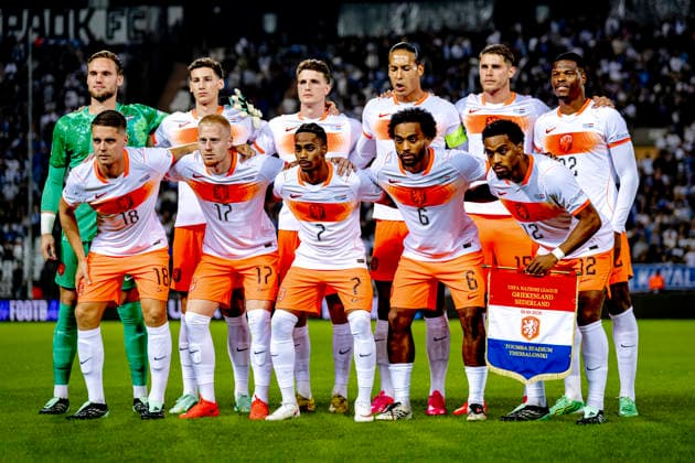 THESSALONIKI Team photo of the Netherlands during the UEFA Nations League match between Greece and the Netherlands at Toumba Stadium on October 1, 2026, in Thessaloniki, Greece. Photo by DeFodi Images