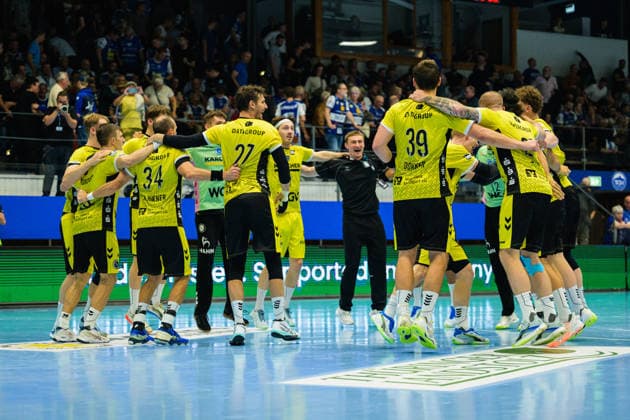 TVB Celebrates at the Final Whistle: GER, ThSV Eisenach vs. TVB Stuttgart, 1st Opel Handball Bundesliga, Handball, Matchday 7, 2026–2027 Season, 7:00 p.m., October 1, 2026 GER, ThSV Eisenach vs. TVB Stuttgart, 1st Opel Handball Bundesliga, Handball, Matchday 7, 2026–2027 season, 7:00 p.m., October 1, 2026 Eisenach Copyright: xMartinxHerbstx
