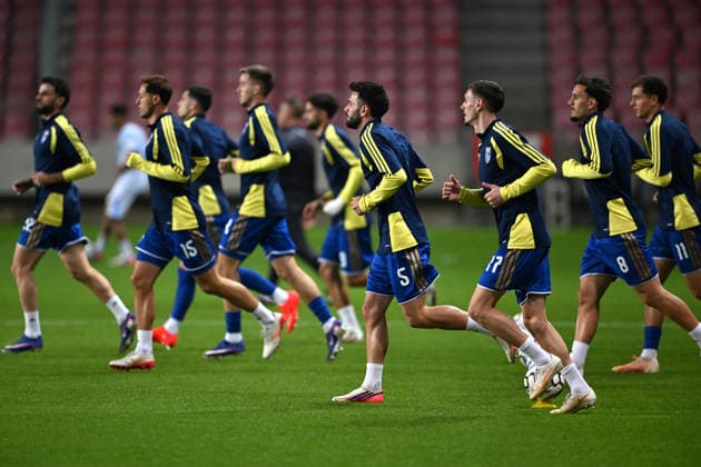 IPA89188609 - Wurm up Kosovo during the Nations League phase; Matchday 3 between Israel and Kosovo on October 1, 2026, at the Puskas Arena in Budapest, Hungary  Copyright: xVincenzoxOrlando IPAxSportx xx IPA89188609