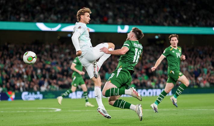 UEFA Nations League Group Stage, Aviva Stadium, Dublin 1 10 2026 Republic of Ireland vs Austria Ireland s Ryan Manning with Stefan Posch of Austria Ryan Manning with Stefan Posch 1 10 2026  Copyright: xx RB2_7106