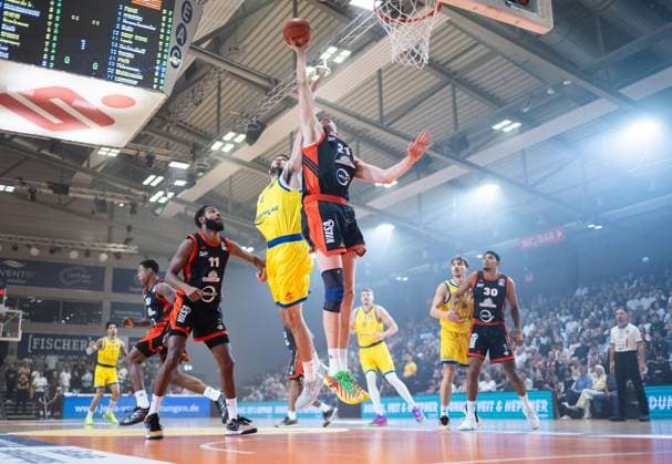 BASKETBALL EASYCREDIT BBL MATCHDAY 1 SCIENCE CITY JENA RASTA VECHTA ** FOR EDITORIAL USE ONLY ** EDITORIAL USE ONLY ** p 01 10 2026 Jena Basketball easyCredit BBL 1 Basketball Bundesliga 2026–2027 Season, Matchday 1, Sparkassen Arena, Science City Jena, RASTA Vechta in the photo, Germany, Thuringia, Jena, Copyright SaschaxFromm Copyright: SaschaxFromm doc87ufdwga4cg9orxb8yy ,EDITORIAL USE ONLY Copyright: SaschaxFromm