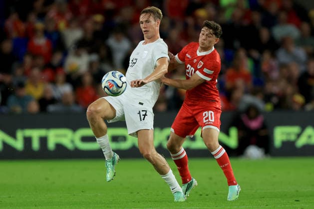 Wales v Norway - UEFA Nations League 2026 27 Group A4 MD3 Torbjorn Heggem of Norway and Daniel James of Wales challenge during the UEFA Nations League 2026 27 group phase match between Wales and Norway at Cardiff City Stadium on October 1, 2026 in Cardiff, Wales. Cardiff Cardiff City Stadium Wales United Kingdom Copyright: xAllstarxPicturexLibraryxLtdx